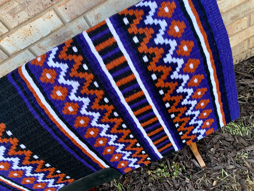 022 Black base purple blue toned rust white show pad